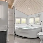 Beautiful In Juelsminde With Sauna 別荘 *