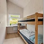 Beautiful In Juelsminde With Sauna 別荘 Sønderby